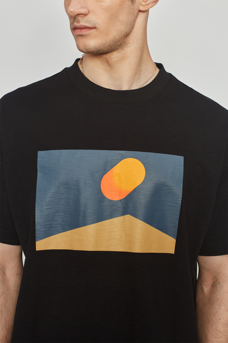 rising sun tee